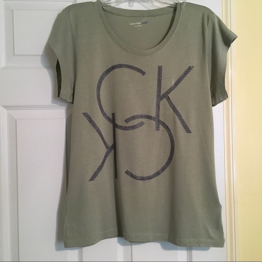 NWT Women Calvin Klein T-shirt size L